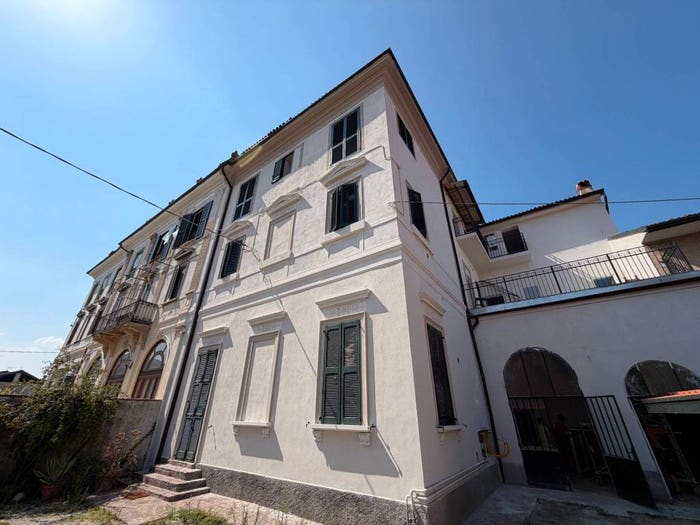 Appartamento bilocale in vendita in Via Maggio, Centro, Cambiago
