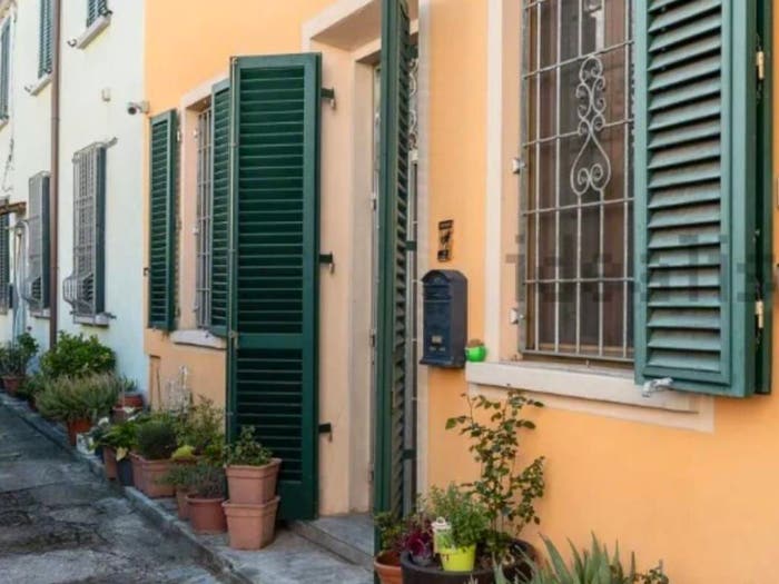 Casa con 5 locali in vendita in Via Michele Barbi, Vergine, Pistoia