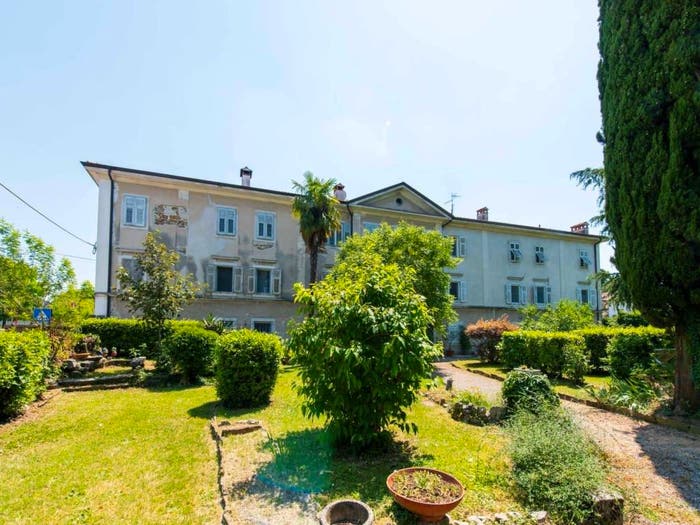 Appartamento con 6 locali in vendita in VIA PARCAR, Centro, Gorizia