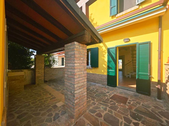Casa trilocale in vendita in Strada del FienileEnzano, Enzano, Sorbolo Mezzani
