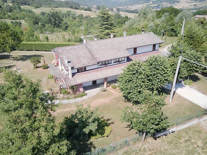 Casa con 5 locali in vendita in Località Gallinari, Gropparello