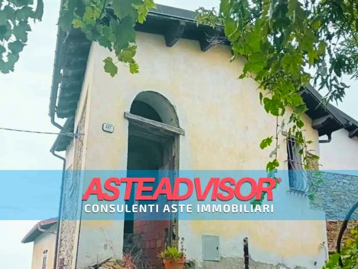 Casa con 5 locali in vendita in Frazione Costa Carnara Via Ruffini, Costa Carnara, Dolcedo