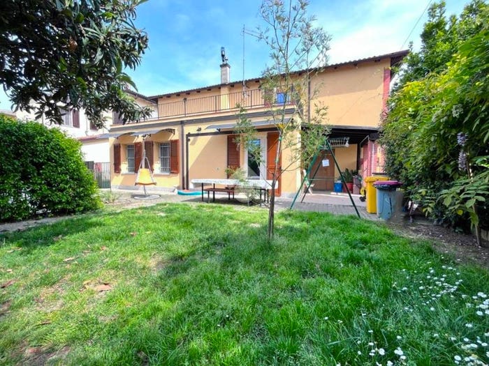 Casa con 5 locali in vendita in Via Andrea Costa, Boschi, Baricella