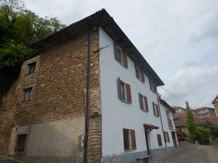 Casa con 5 locali in vendita in Via Don Felice Muratori, Cessole