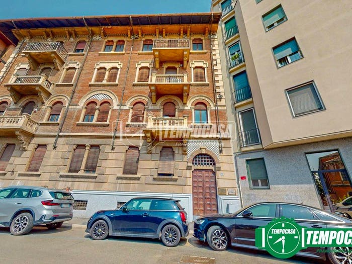 Appartamento quadrilocale in vendita in Piazza Valfré, Piazza della Libertà, Alessandria