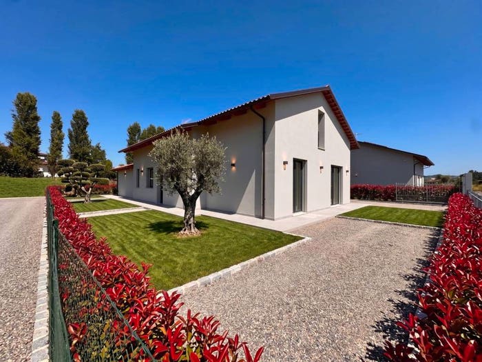 Casa con 5 locali in vendita in Via Beppe Fenoglio, Sant'antonio, Magliano Alfieri