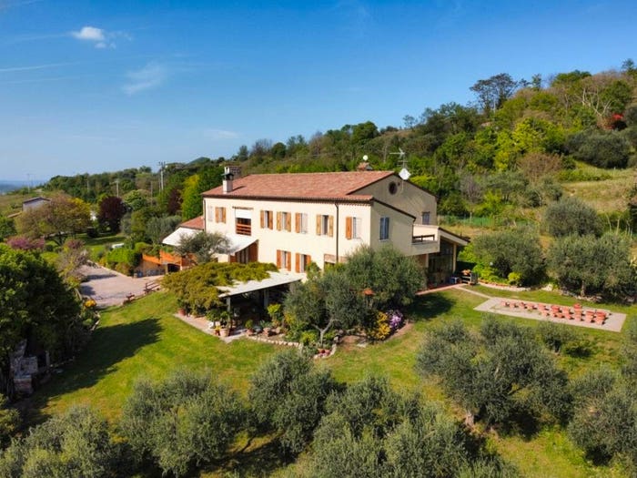 Casa con 6 locali in vendita in Via Vicenza, Rivadolmo, Baone