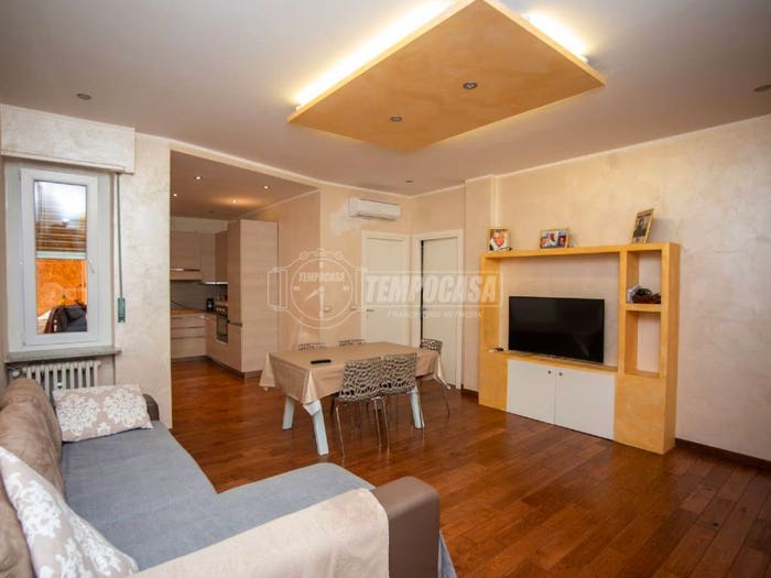 Appartamento bilocale in vendita in Via Edoardo Baudoin, Corso alla Vittoria Parco della Resistenza, Asti