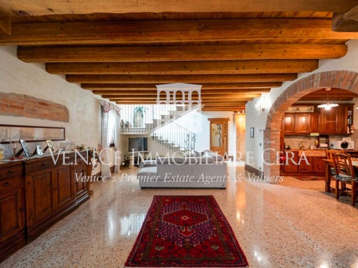 Casa con 6 locali in vendita in Viale Don Luigi Sturzo, San Liberale, Marcon