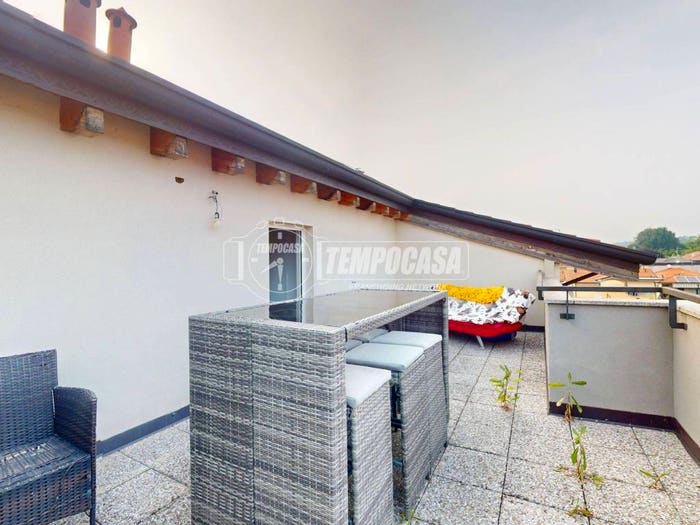 Appartamento bilocale in vendita in Via Luigi Pirandello, Centro, Lentate sul Seveso