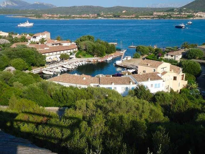 Appartamento con 5 locali in vendita in Golfo Aranci