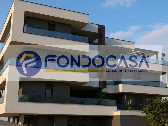 Appartamento trilocale in vendita in Via per San Vittore Olona, Piscina, Legnano