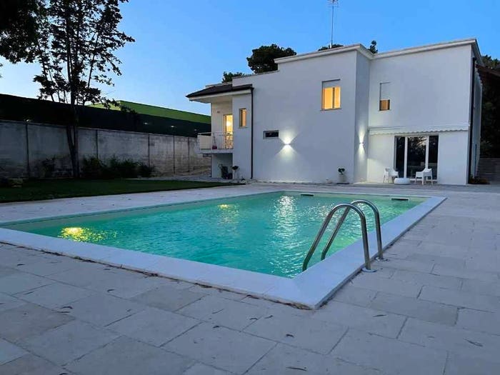 Casa con 5 locali in vendita in Via di Leuca, Castromediano, Cavallino