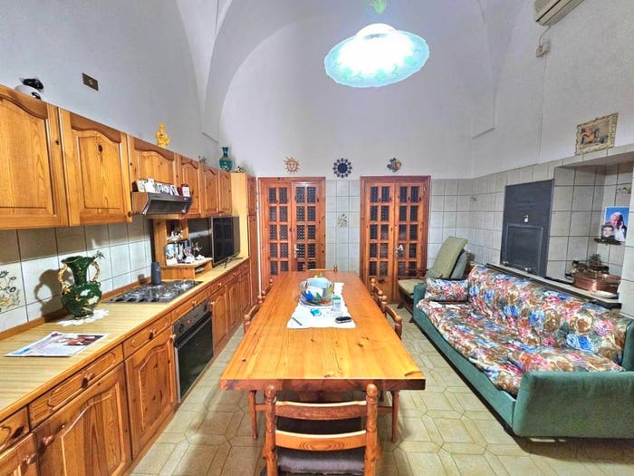 Appartamento quadrilocale in vendita in Via Principe di Piemonte, Centro, Alessano
