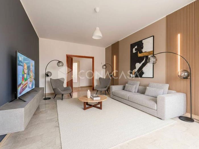 Appartamento trilocale in vendita in Via Gianfranco Zuretti, Cascina dei Pomi, Milano