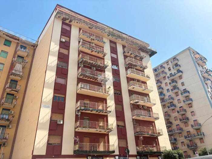 Appartamento trilocale in vendita in Via Sebastiano la Franca, Oreto Perez, Palermo