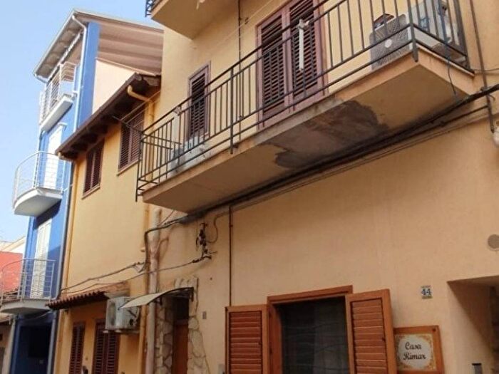 Casa con 6 locali in vendita in Via Principe Amedeo, Balestrate Foce, Balestrate
