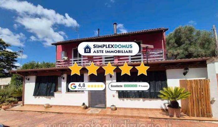 Appartamento con 6 locali in vendita in via degli Orti, Centro, Formello