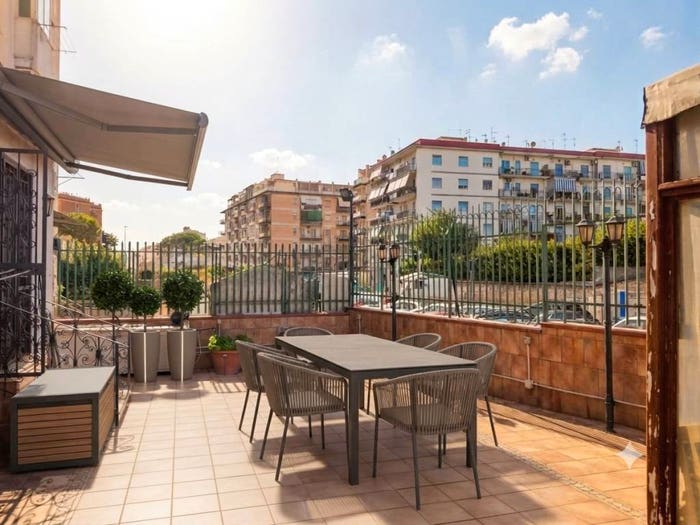 Appartamento quadrilocale in vendita in Via Piave, Soccavo, Napoli