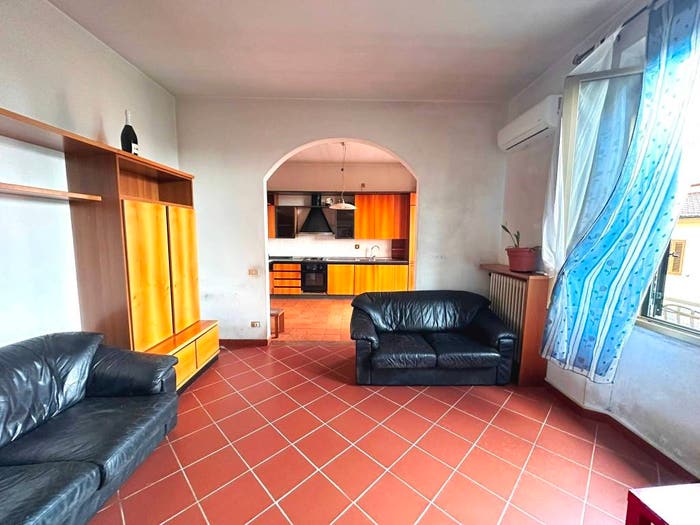 Appartamento con 6 locali in vendita in Via Fratelli Masini, Centro, Montale