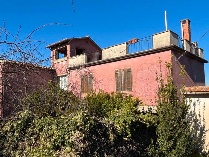 Casa con 6 locali in vendita in Frazione San Giacomo, Calvi dell'Umbria