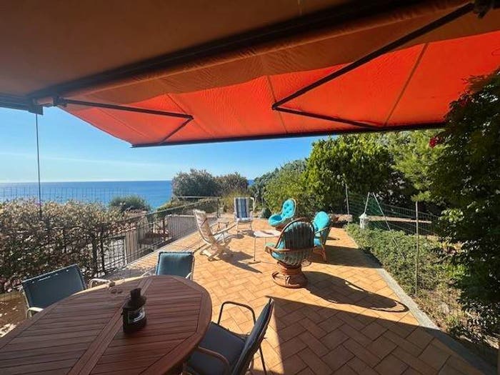 Casa con 6 locali in vendita in Strada delle Colline, Marina Di Andora, Andora