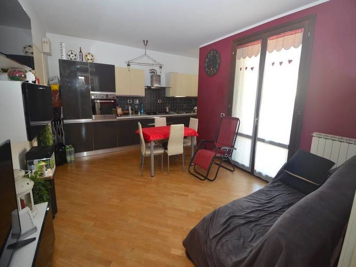 Appartamento trilocale in vendita in Via di Prato, Centro, Calenzano