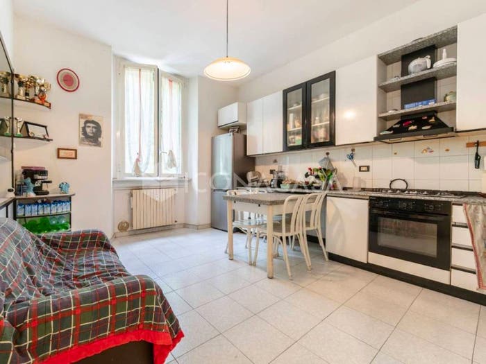 Appartamento trilocale in vendita in Via Cenisio, Cenisio, Milano