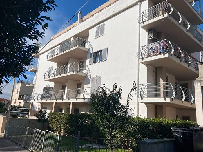 Appartamento bilocale in vendita in Via Marzano, Centurano, Caserta