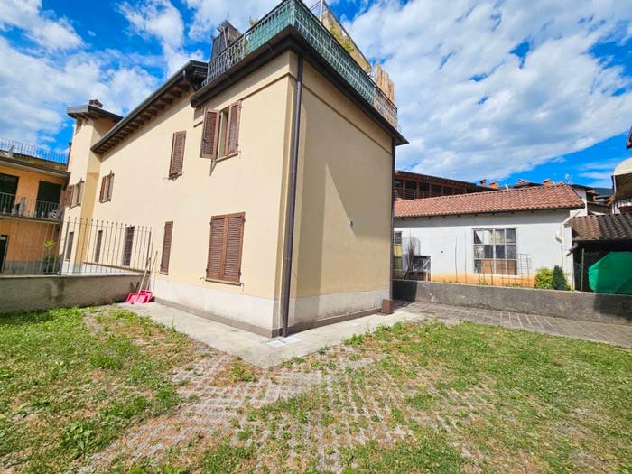Appartamento bilocale in vendita in Via Brennero, Leffe
