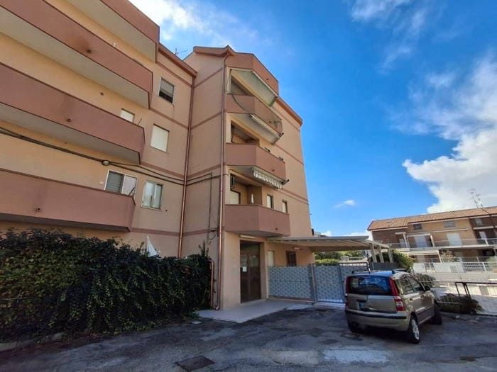 Appartamento trilocale in vendita in Via Ezio Vanoni, Lido Campomarino, Campomarino