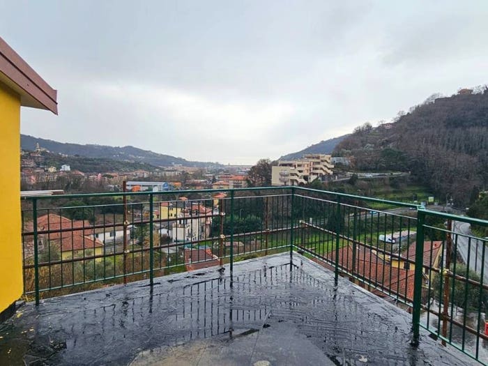 Appartamento quadrilocale in vendita in Via Comorga, Rivarola, Carasco