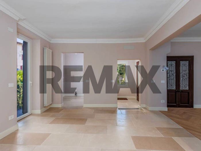 Appartamento trilocale in vendita in Via San Lorenzo, Duomo Piazza Vecchia, Bergamo