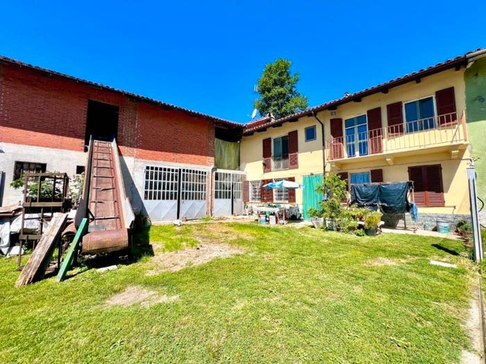 Casa quadrilocale in vendita in Cascina gerbido, Montiglio Monferrato