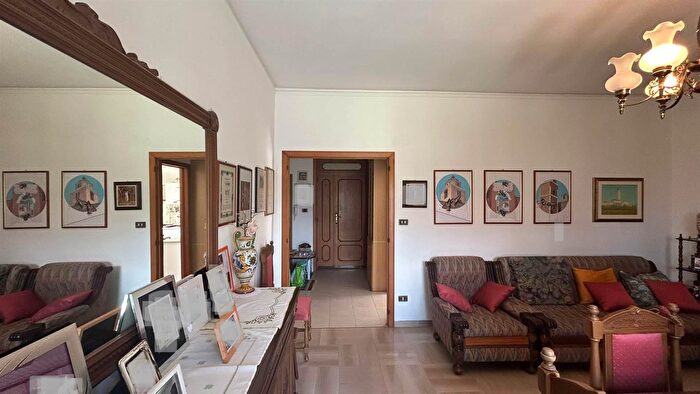 Appartamento con 6 locali in vendita in Via Belvedere, Lanciano