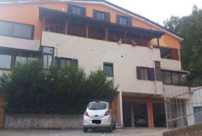 Appartamento trilocale in vendita in Via Candelisi, Centro, Mendicino