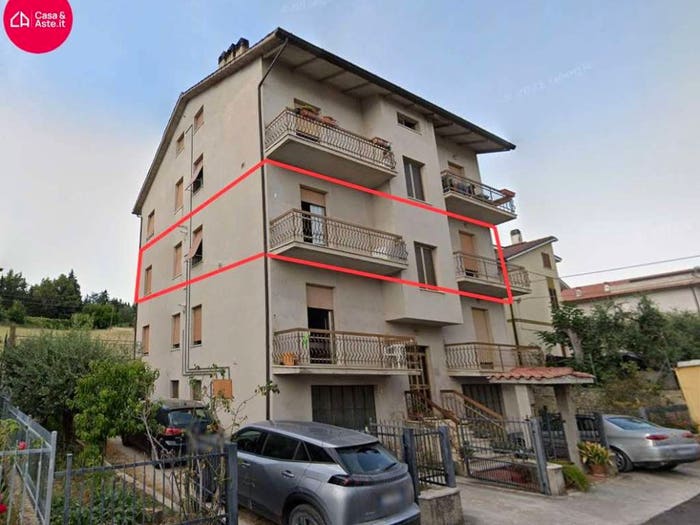 Appartamento con 6 locali in vendita in Via Cardinale Romero, Pintura, Morrovalle