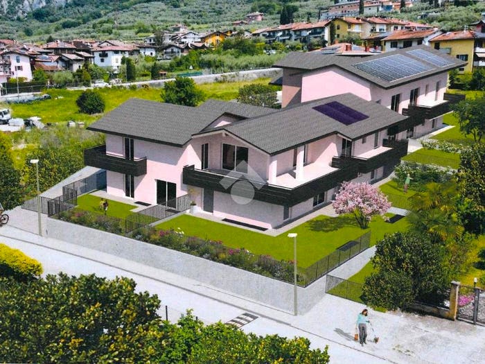 Appartamento trilocale in vendita in Via Giuseppe Mazzini, Bolognanovignole, Arco