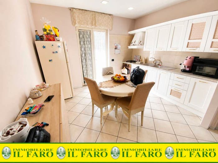 Appartamento trilocale in vendita in Via San Francesco d'Assisi, Monaci, Giugliano in Campania
