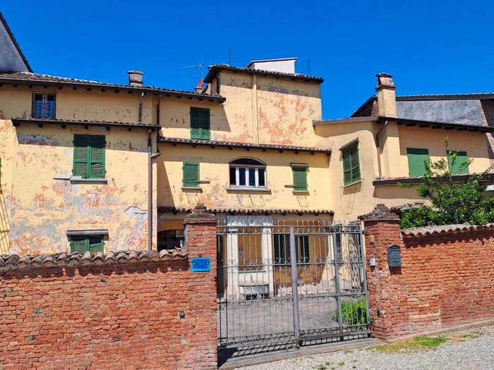 Casa con 6 locali in vendita in Colombarone, Canneto Pavese
