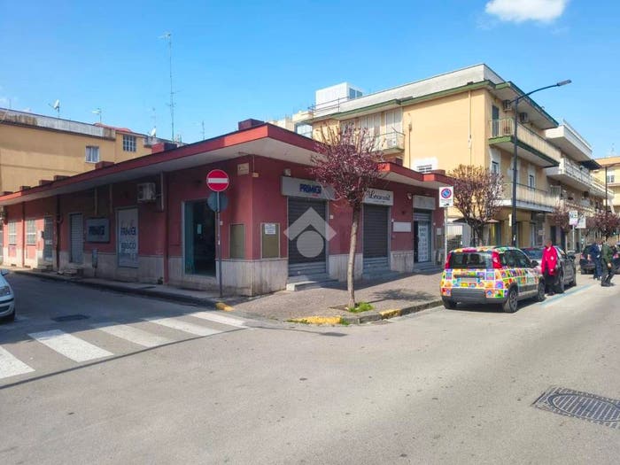 Appartamento con 6 locali in vendita in Via Ercole Cantone, Piazza Primavera Passariello, Pomigliano d'Arco