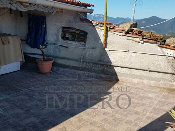 Appartamento con 6 locali in vendita in Via Garibaldi, Perinaldo