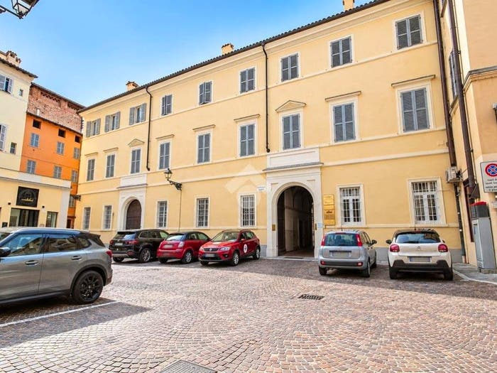 Appartamento bilocale in affitto in Piazzale Cervi, Centro Storico, Parma
