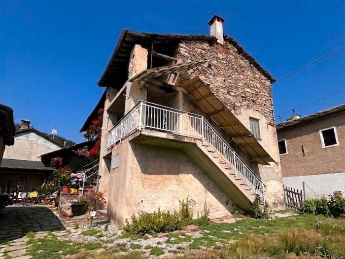 Casa bilocale in vendita in Strada Ravera, Ravera, Cumiana