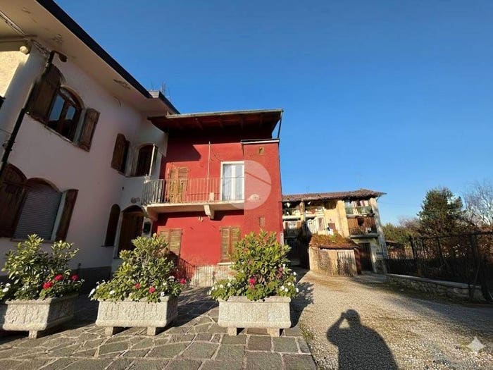 Casa quadrilocale in vendita in Borgata Tunin, Pontepietra, Giaveno