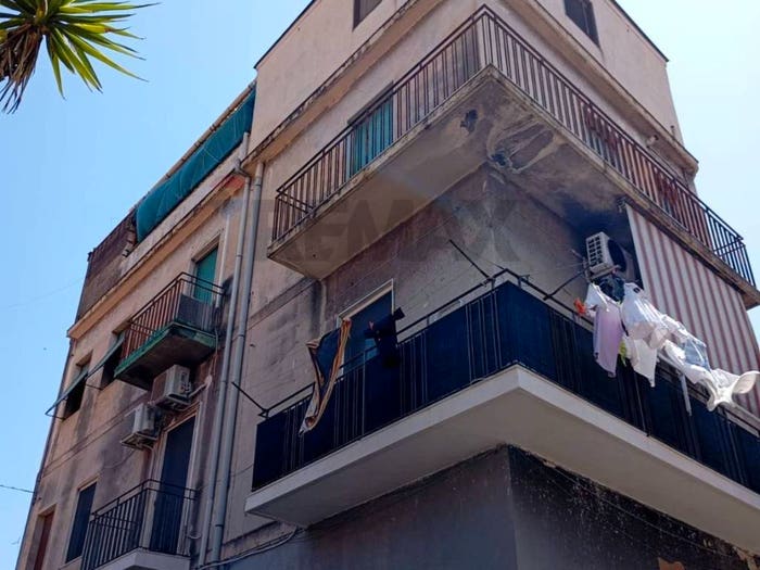 Appartamento con 6 locali in vendita in Via Grassi, Ferrarotto Acquedotto Greco, Catania