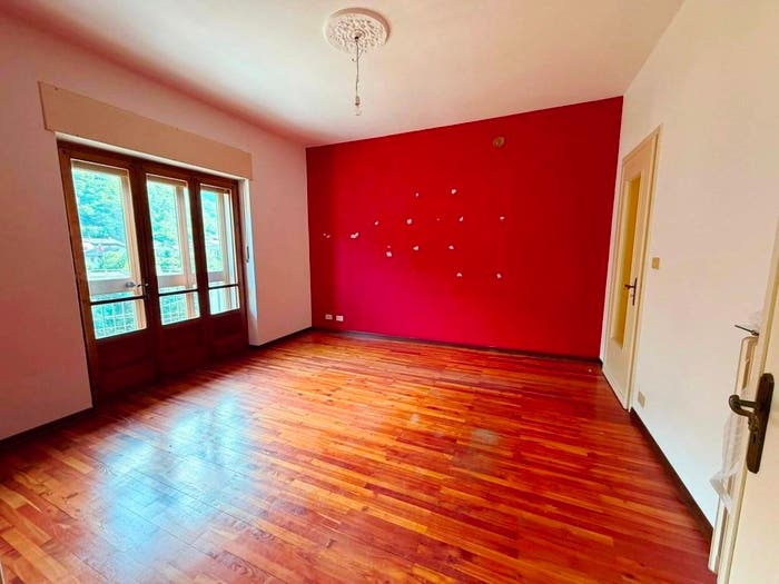 Appartamento quadrilocale in vendita in Via Carlo Alberto, Pomaretto
