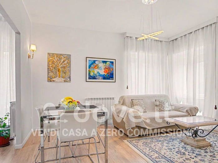 Appartamento quadrilocale in vendita in Via Cavour, Ponte Nossa