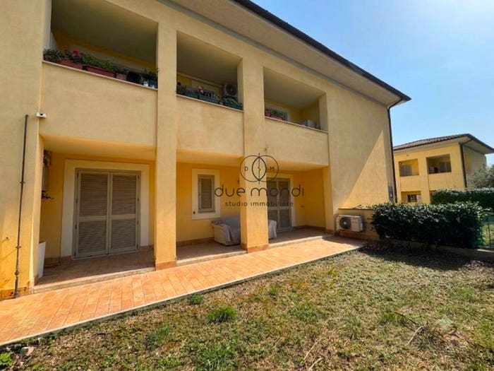 Appartamento bilocale in vendita in Via Franco Santocchia, Sant'Eraclio Case Vecchie, Foligno