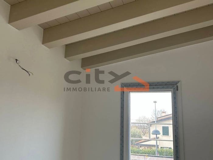 Casa con 5 locali in vendita in Centro, Bassano del Grappa